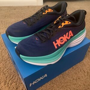 Brand New/ Never Worn HOKA Bondi 8
